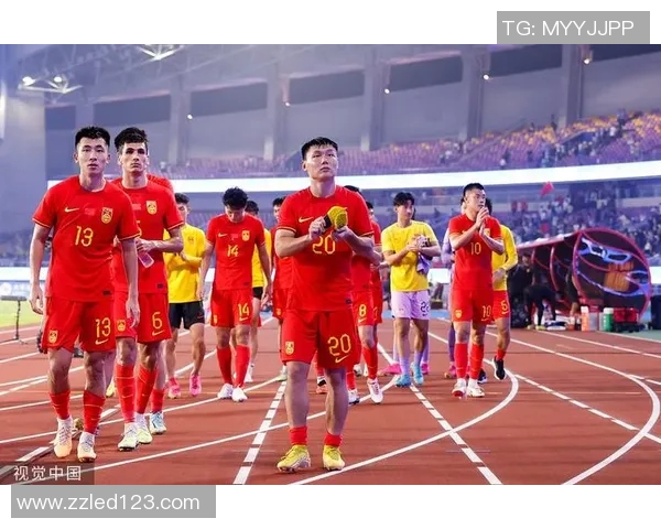 军运会男篮对决中国队迎战卡塔尔队全力争胜展现实力与团队精神